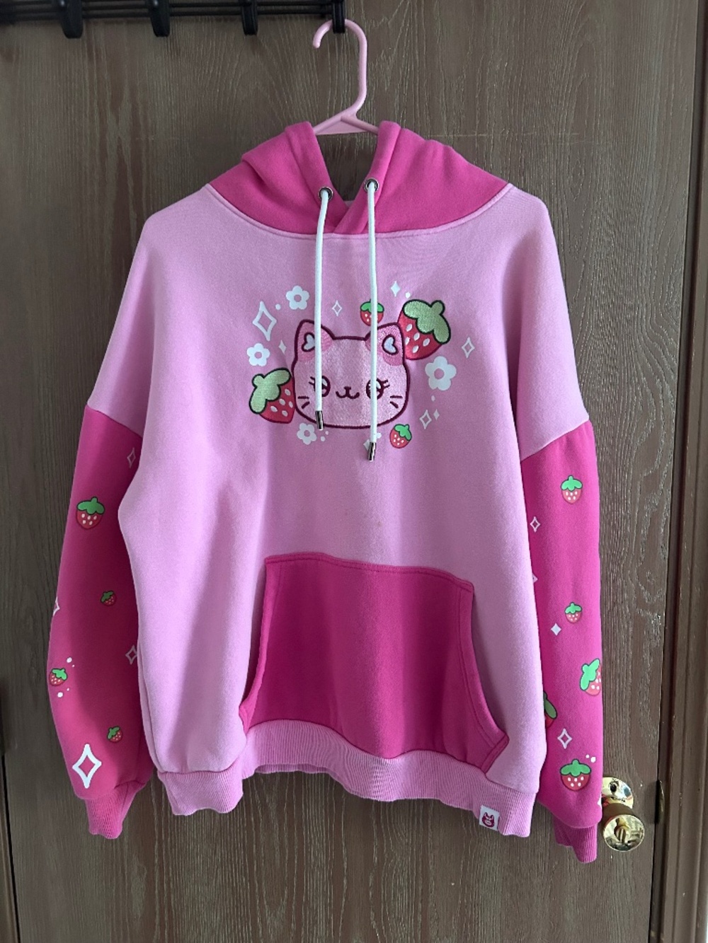 Vixella "Starberry" Hoodie Size Large